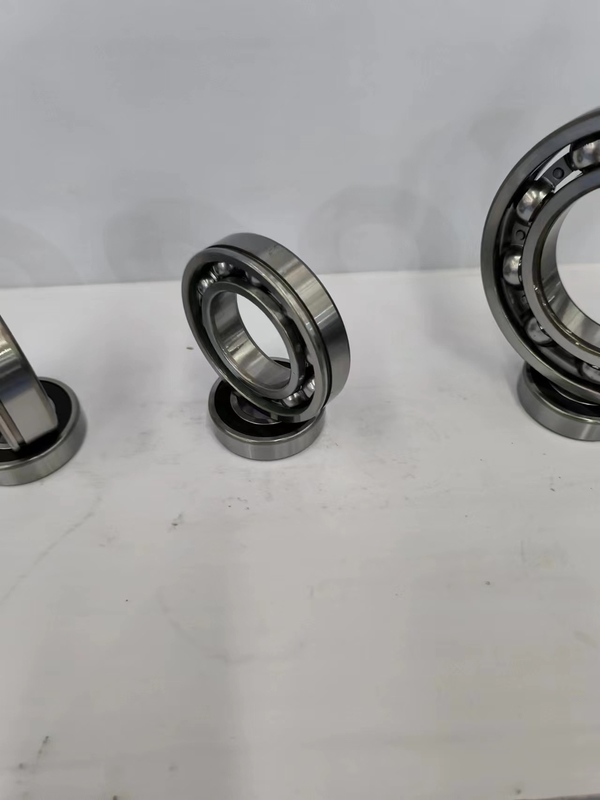 62204 Cuscinetti a sfera a scanalatura profonda ad alta temperatura e resistenti per officine di riparazione di macchine